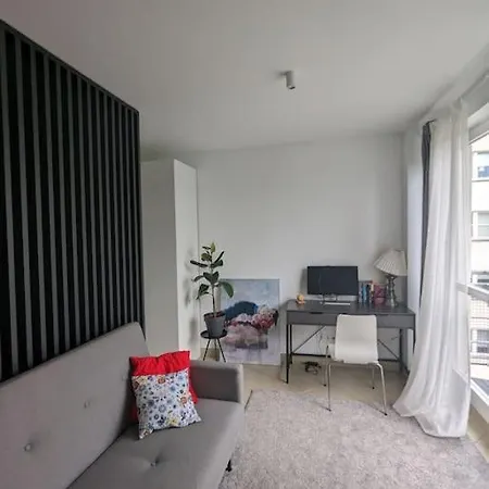 Апартаменты Relax Centrum Lux Mattress-bath-netflix *